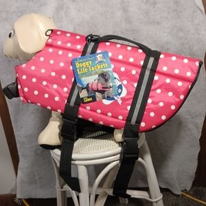 Doggie life jacket